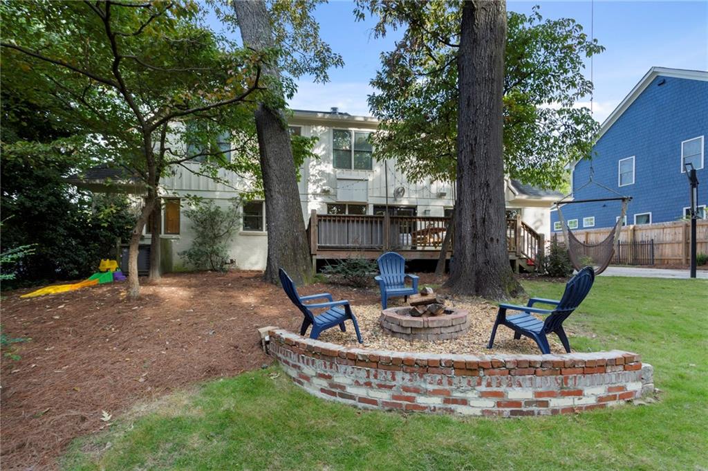 2559 Sharondale Drive NE