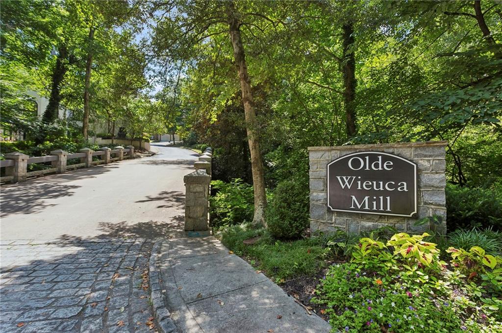 4267 Olde Mill Lane NE