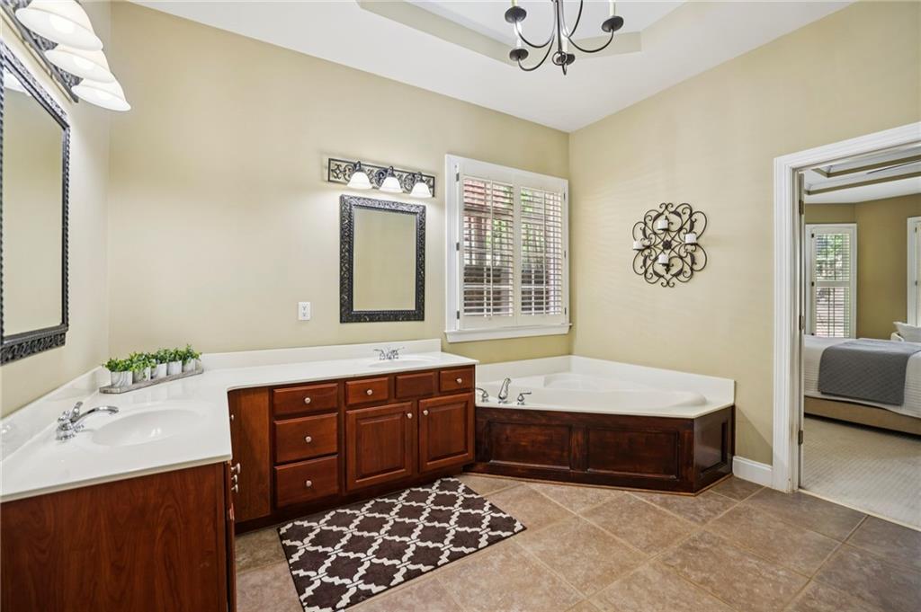 1200 Dunwoody Village Drive