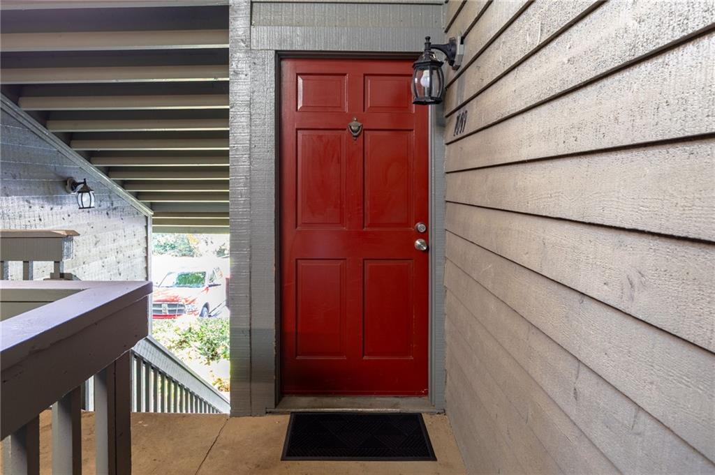 1009 McClelen Way