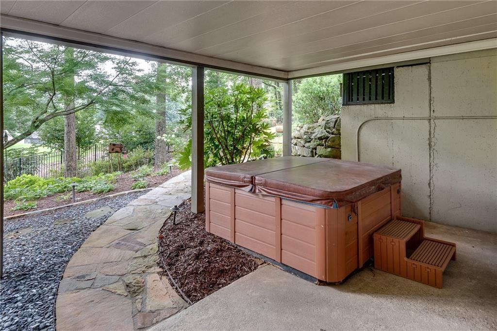 4085 Roxburgh Drive