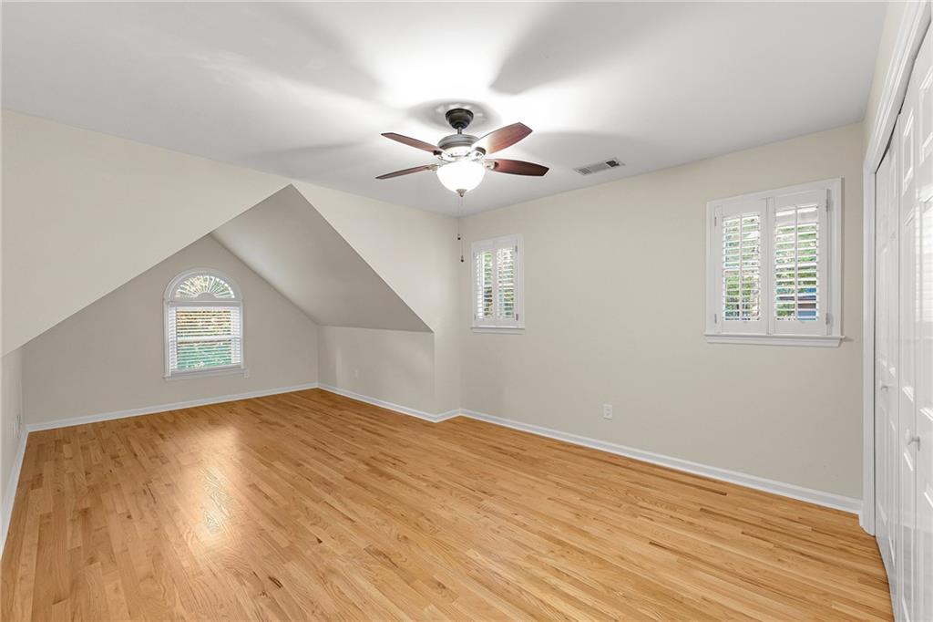 4235 Loch Highland Parkway NE