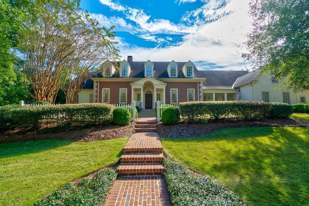 400 Windship Place