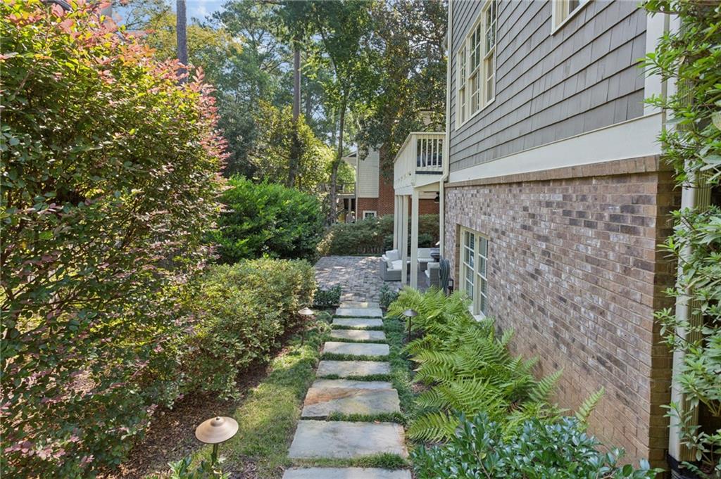 845 Wilson Road NW