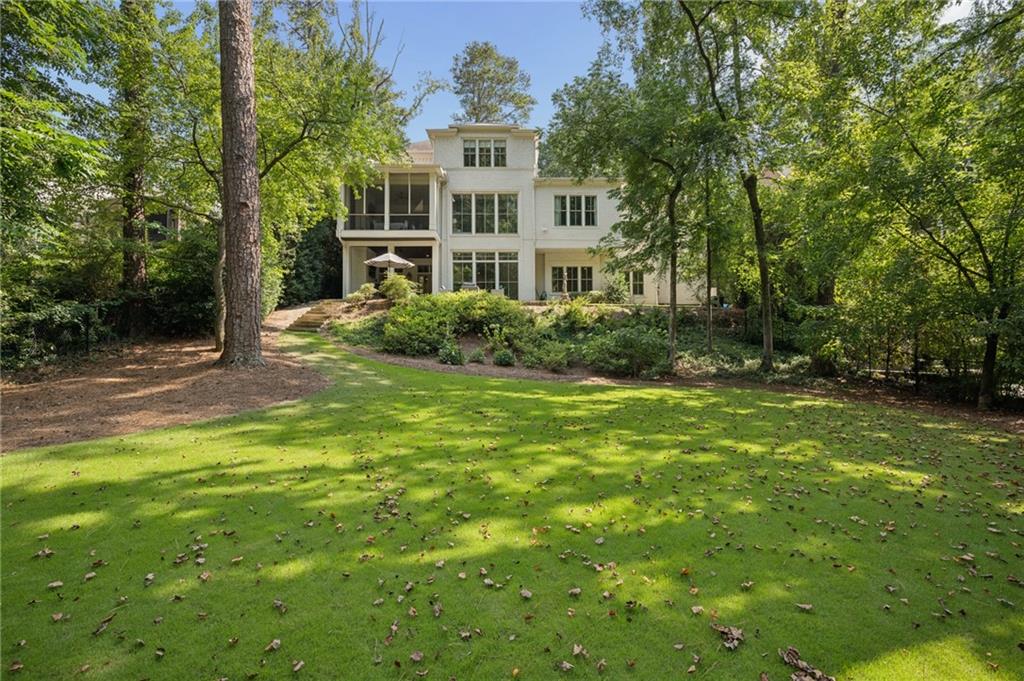 934 Winall Down Road NE