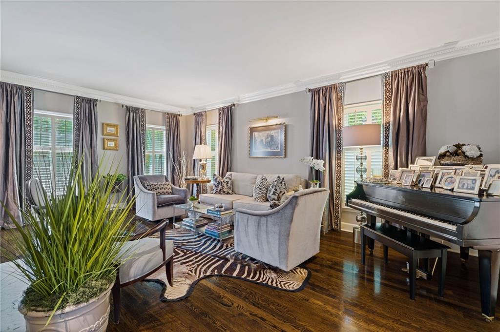 20 Pointe Terrace SE