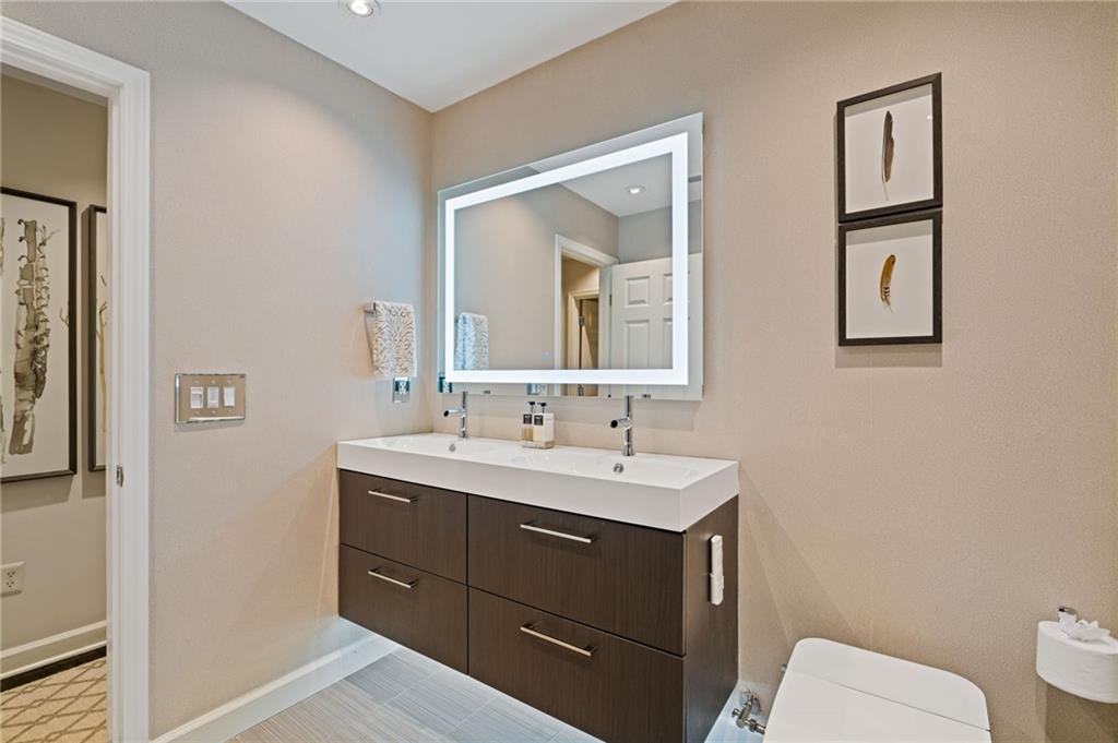 20 Pointe Terrace SE