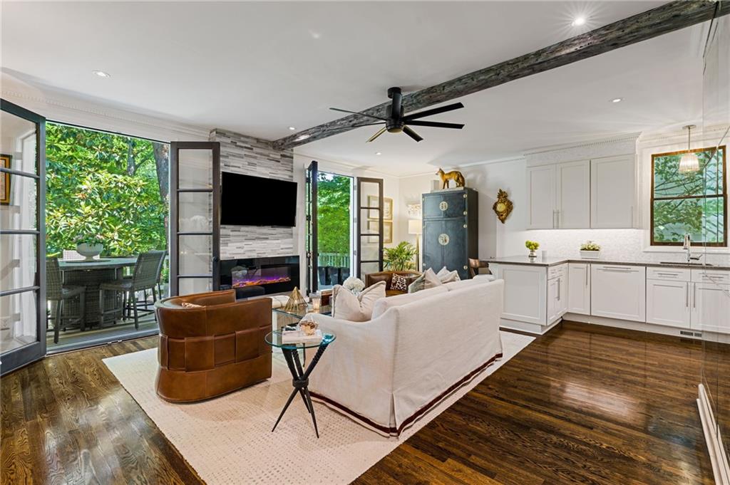 20 Pointe Terrace SE