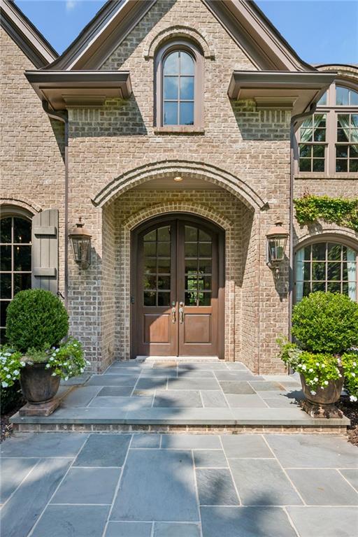 405 Kenbrook Drive