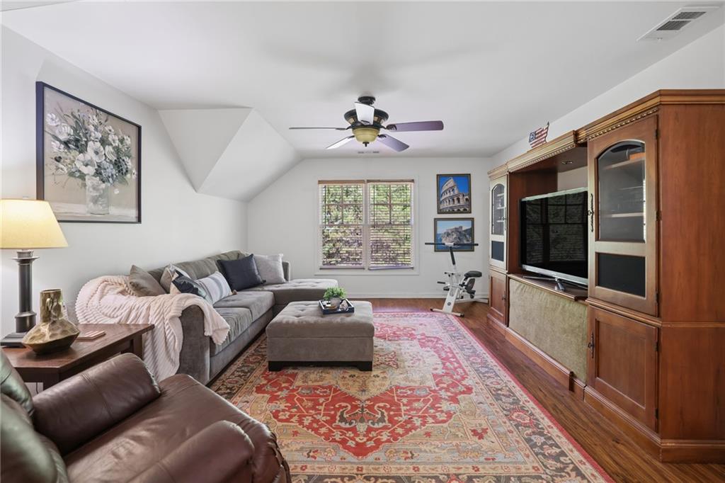 32 Amy Trammel Court