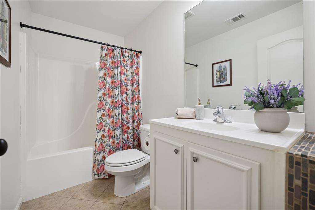 32 Amy Trammel Court