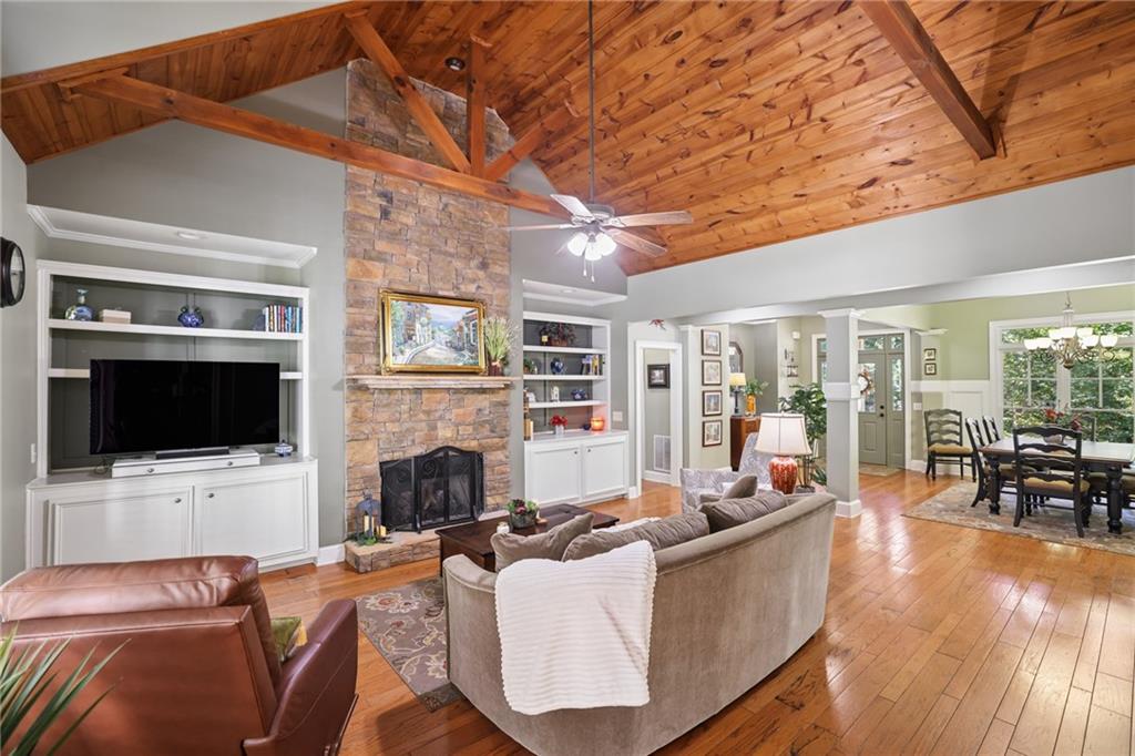 32 Amy Trammel Court