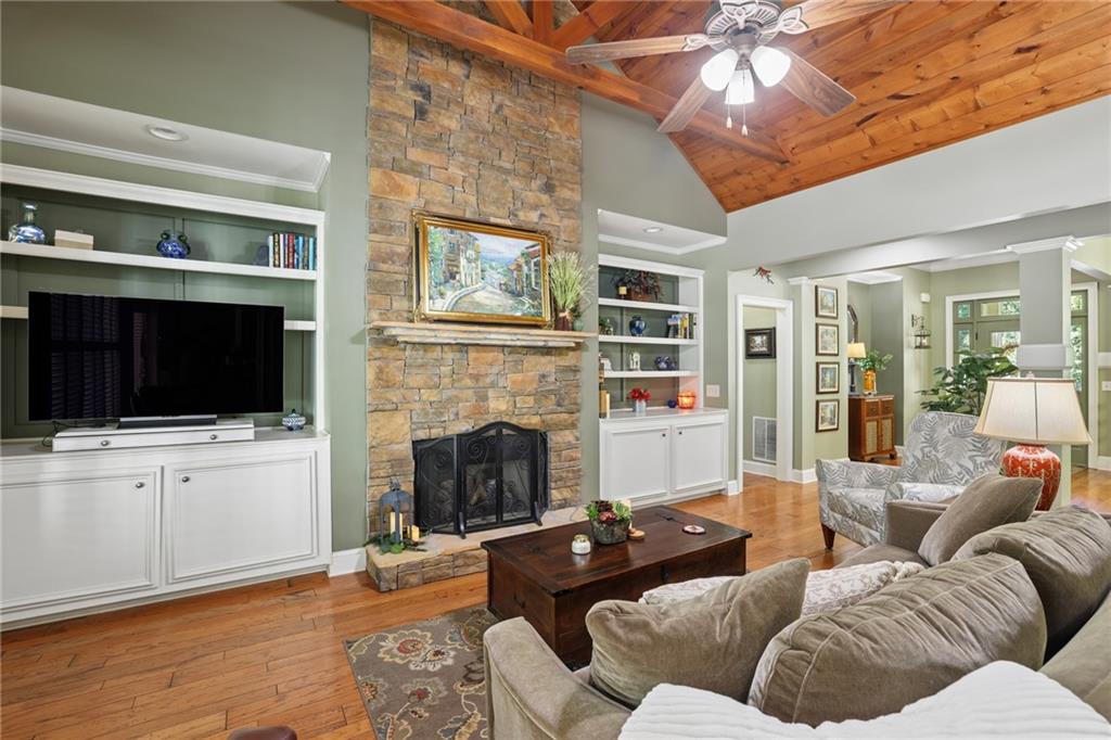 32 Amy Trammel Court