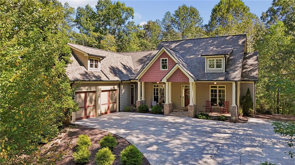 32 Amy Trammel Court