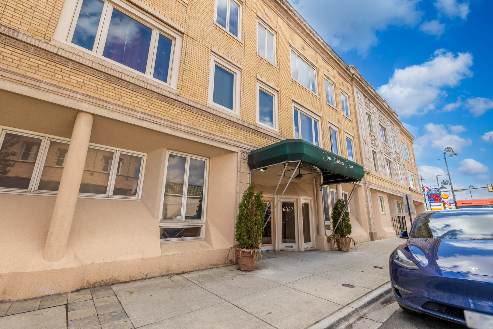 6337 Roosevelt Road Unit: 407