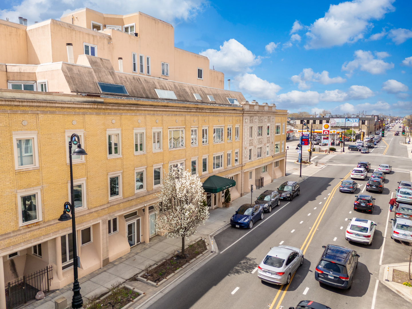 6337 Roosevelt Road Unit: 407