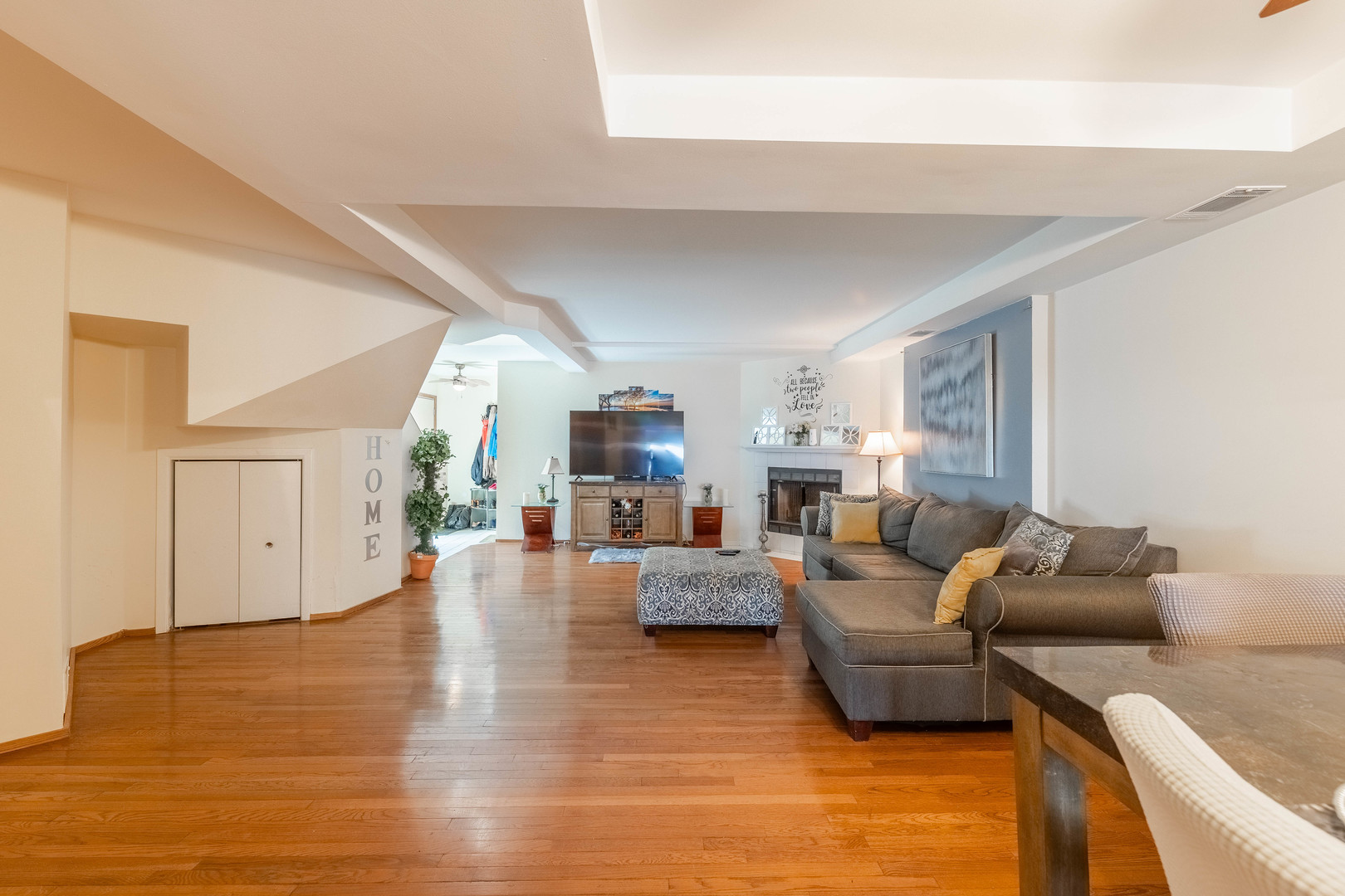 6337 Roosevelt Road Unit: 407