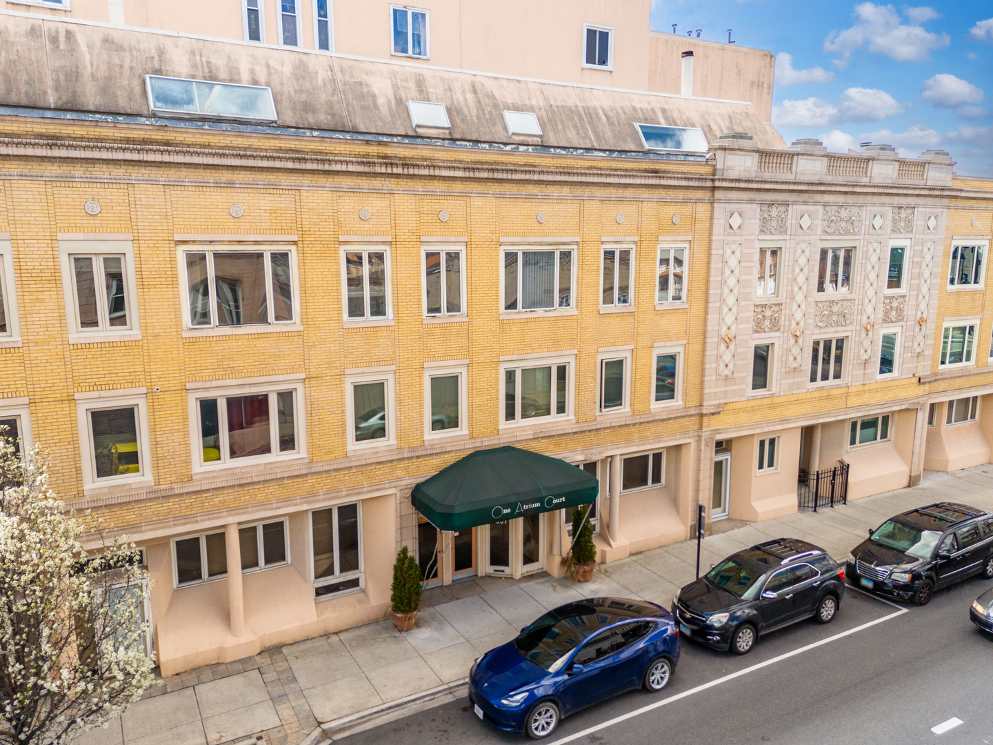 6337 Roosevelt Road Unit: 407