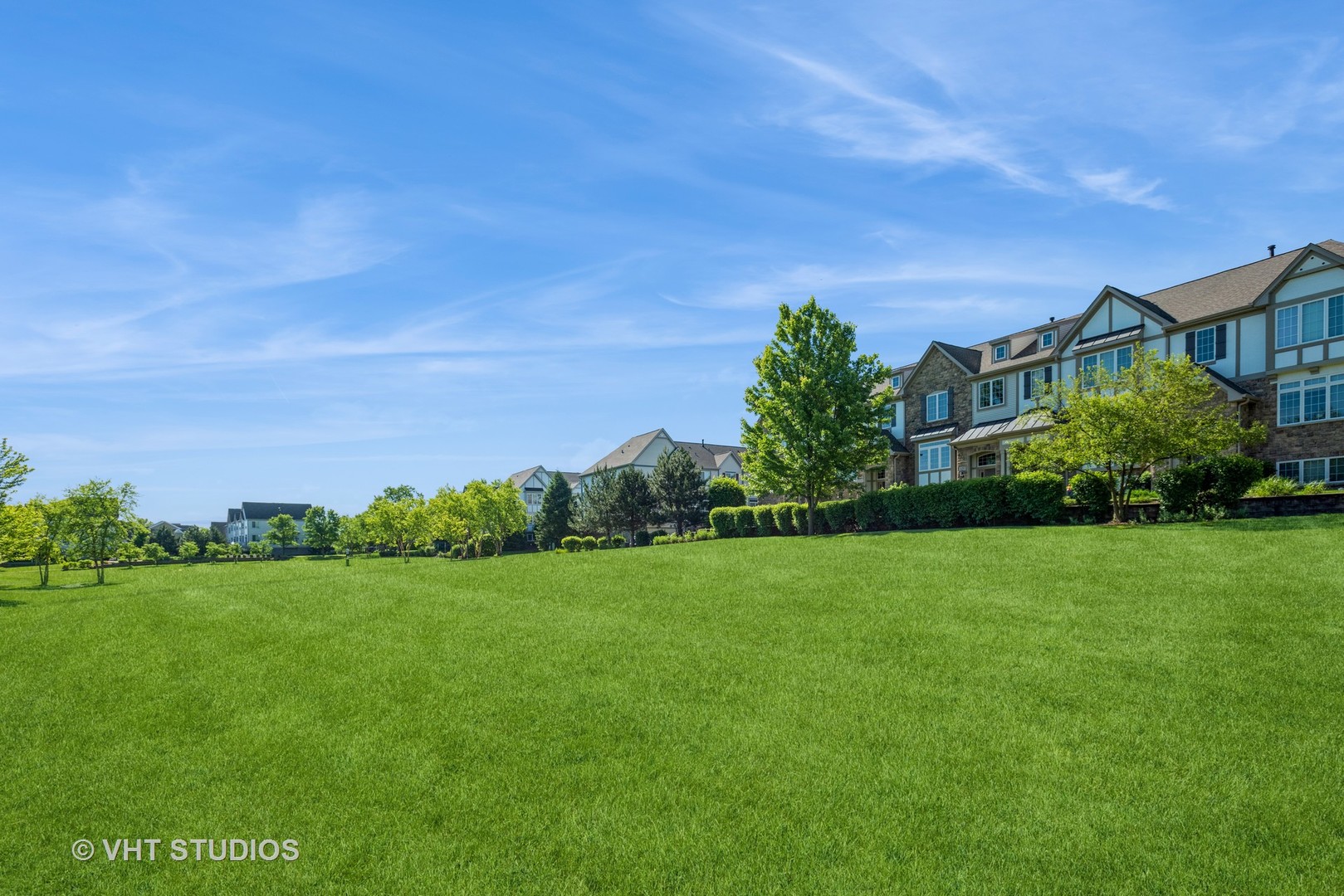 320 Castle Circle