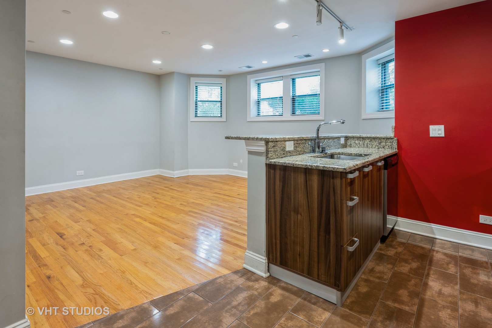 4457 N Hamilton Avenue Unit: G