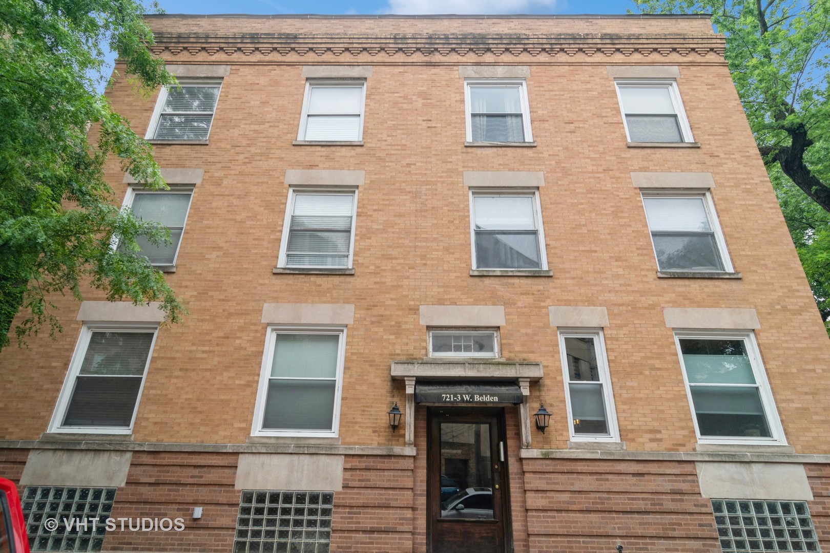 721 W Belden Avenue Unit: 2