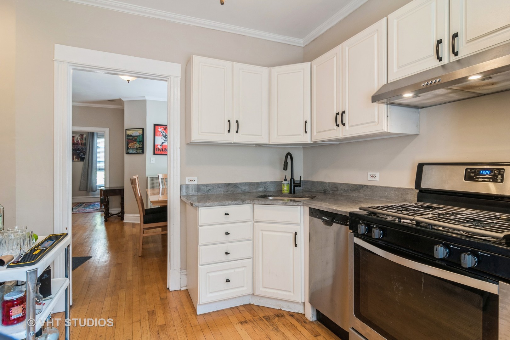 721 W Belden Avenue Unit: 2