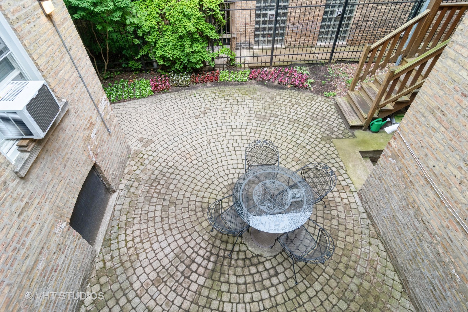 721 W Belden Avenue Unit: 2