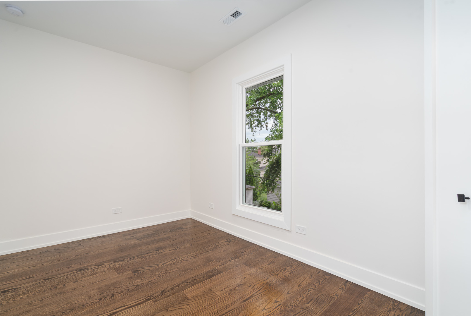 438 N CATHERINE Avenue