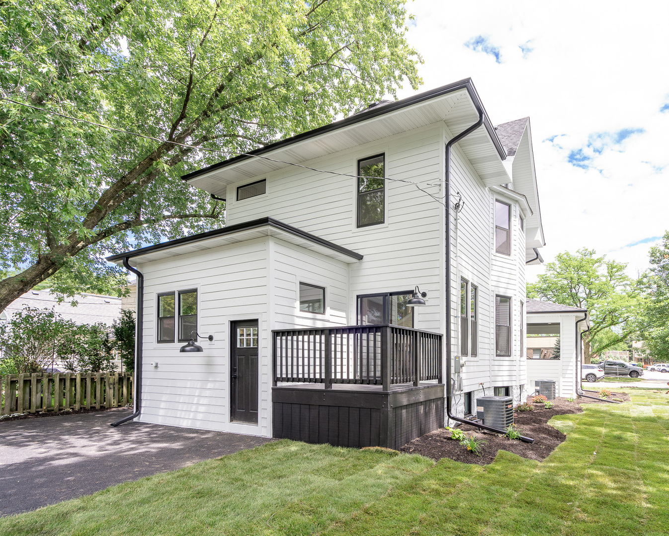 438 N CATHERINE Avenue