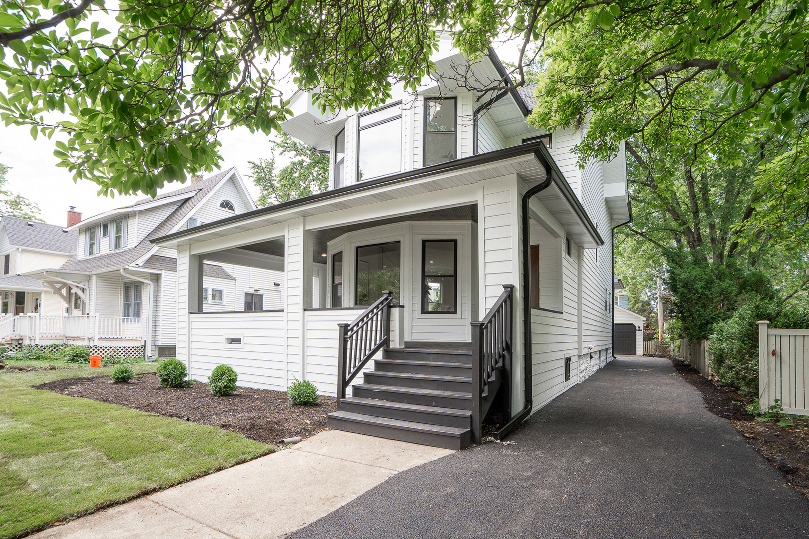 438 N CATHERINE Avenue