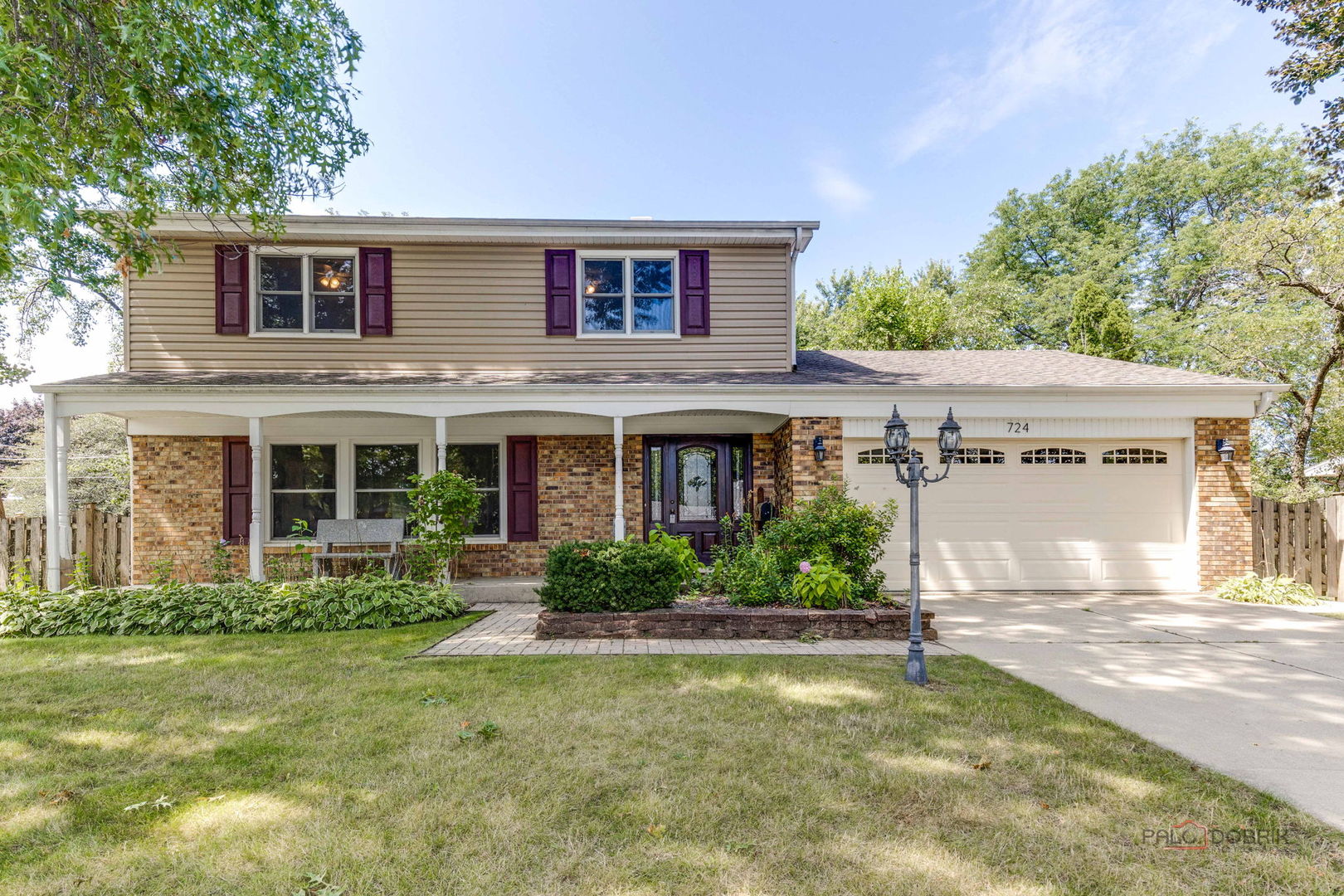 724 N Bel Aire Terrace