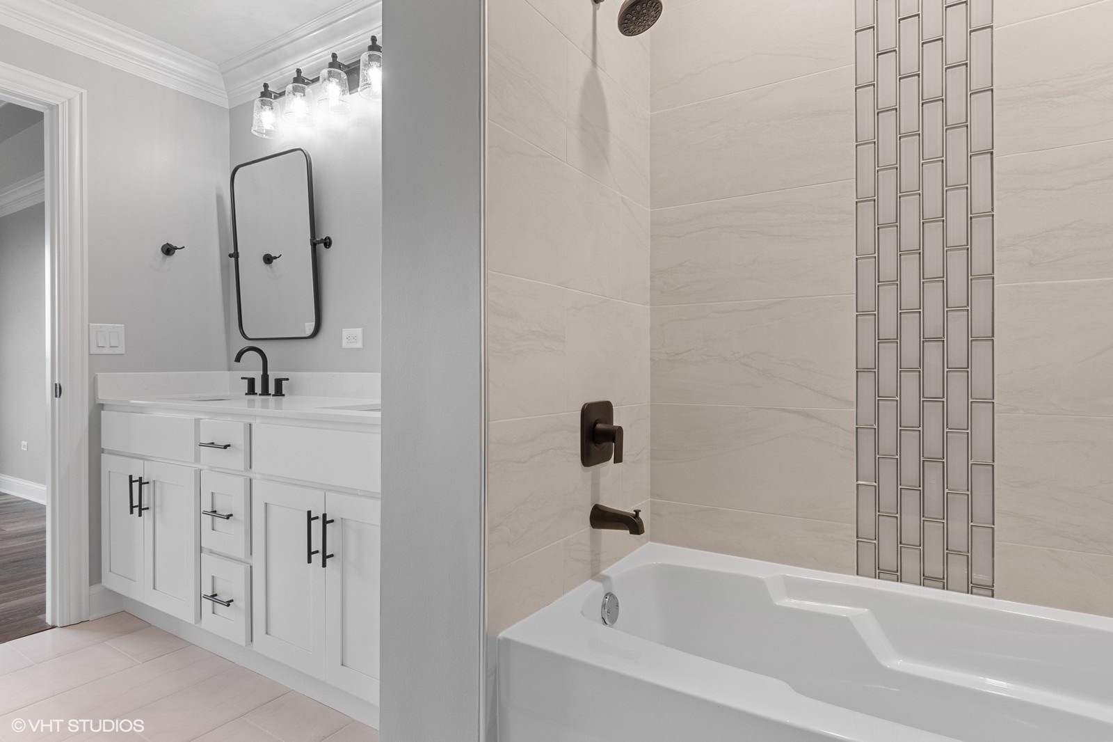 6420 Double Eagle Drive Unit: 1103