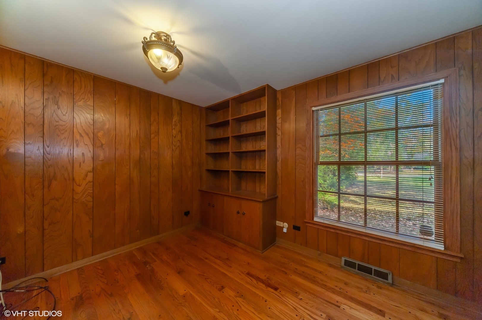 1275 Oak Trail Drive