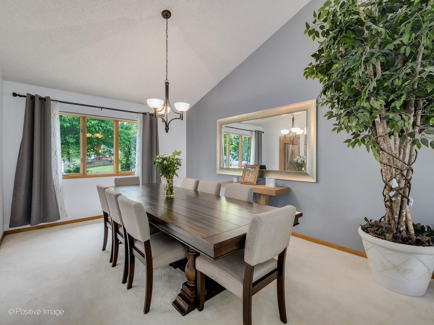 516 Camdon Circle