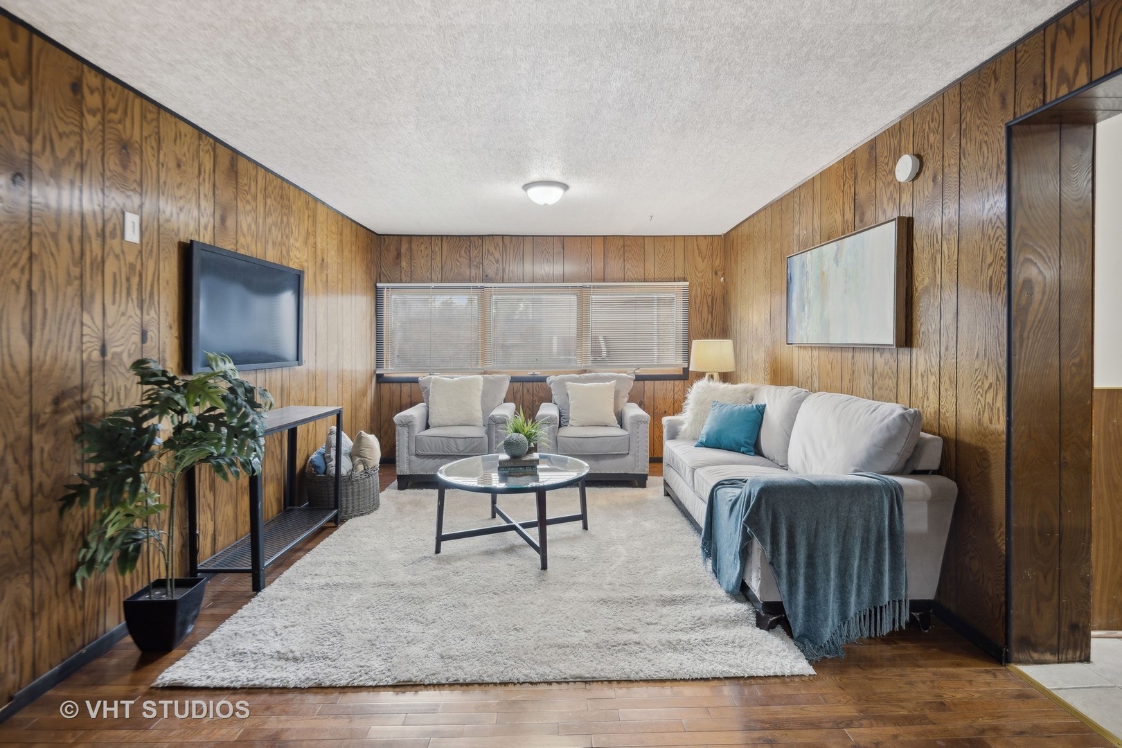 2036 N Newland Avenue