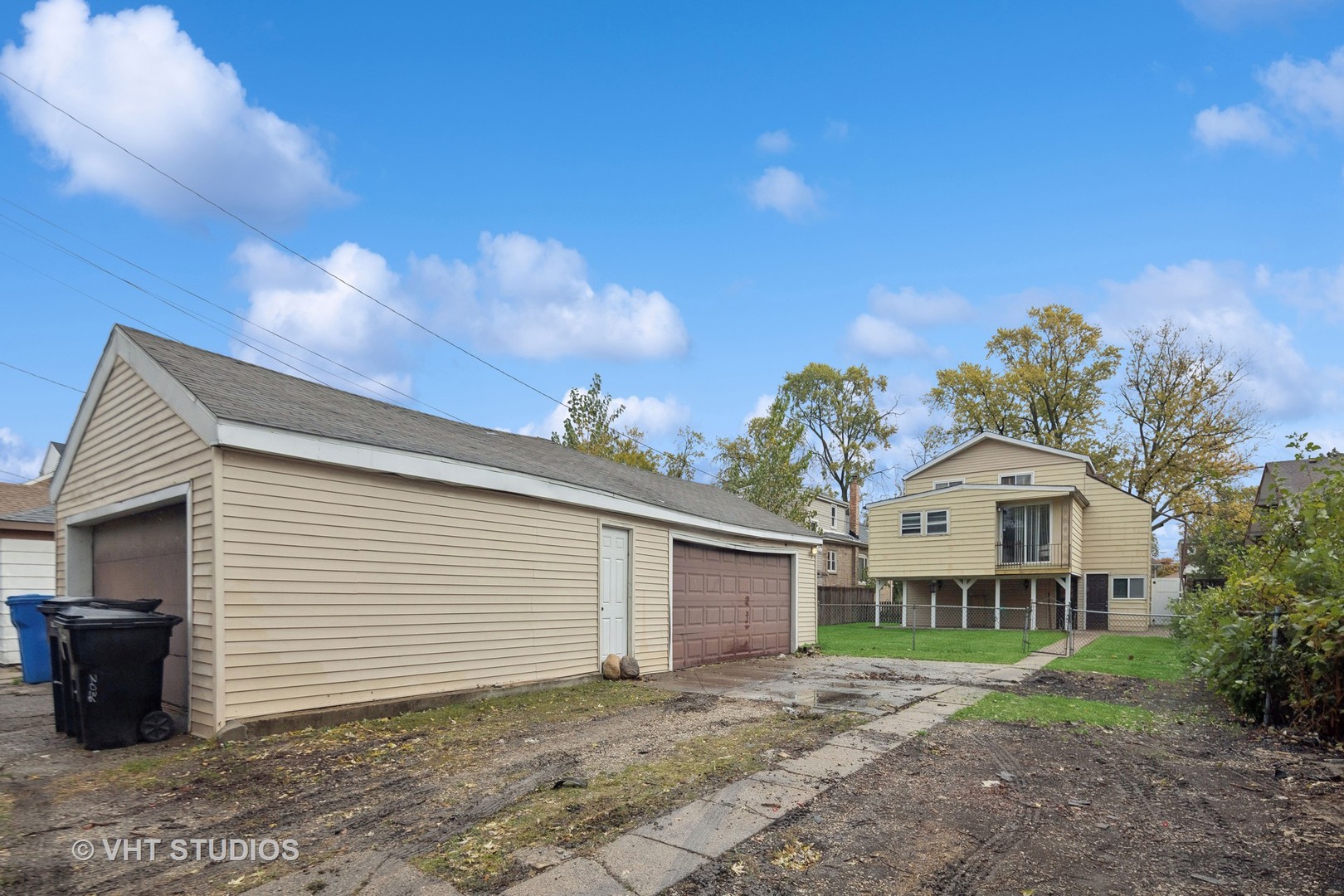 2036 N Newland Avenue
