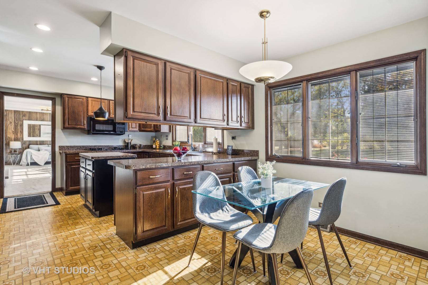 29W221 Smith Road