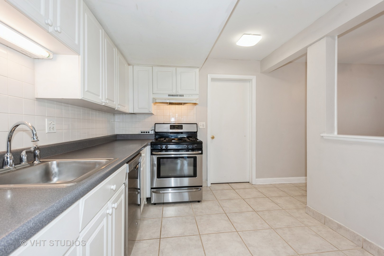 158 Chatham Court Unit: B