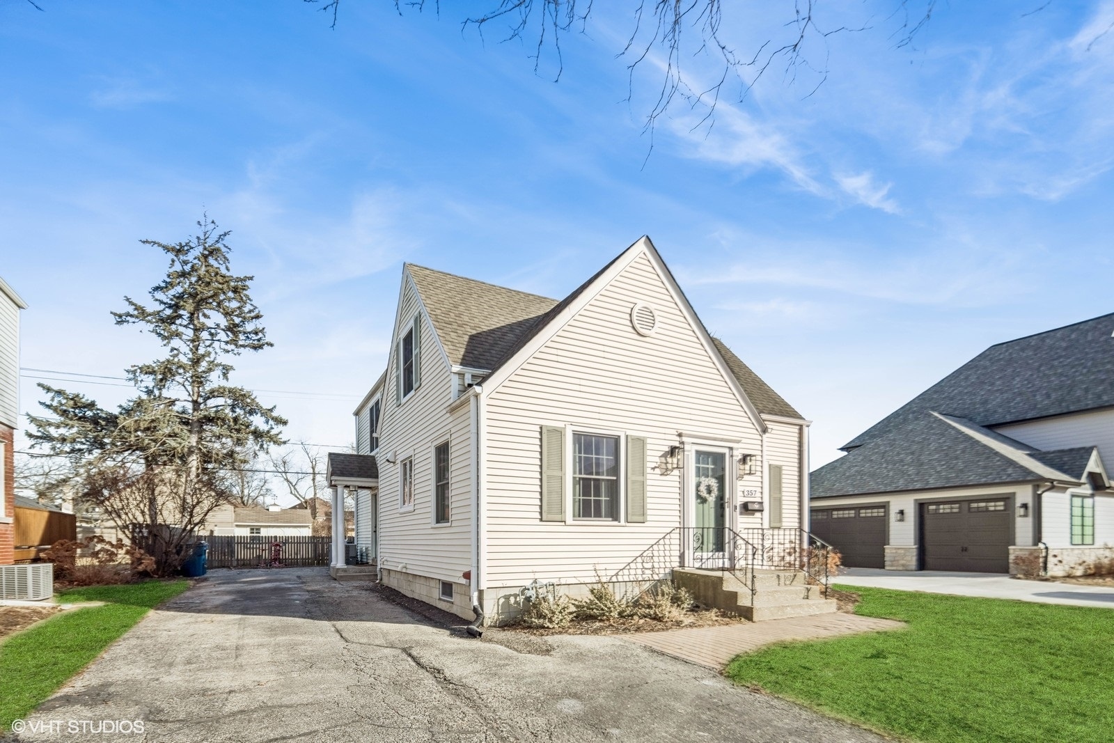 357 N Emroy Avenue