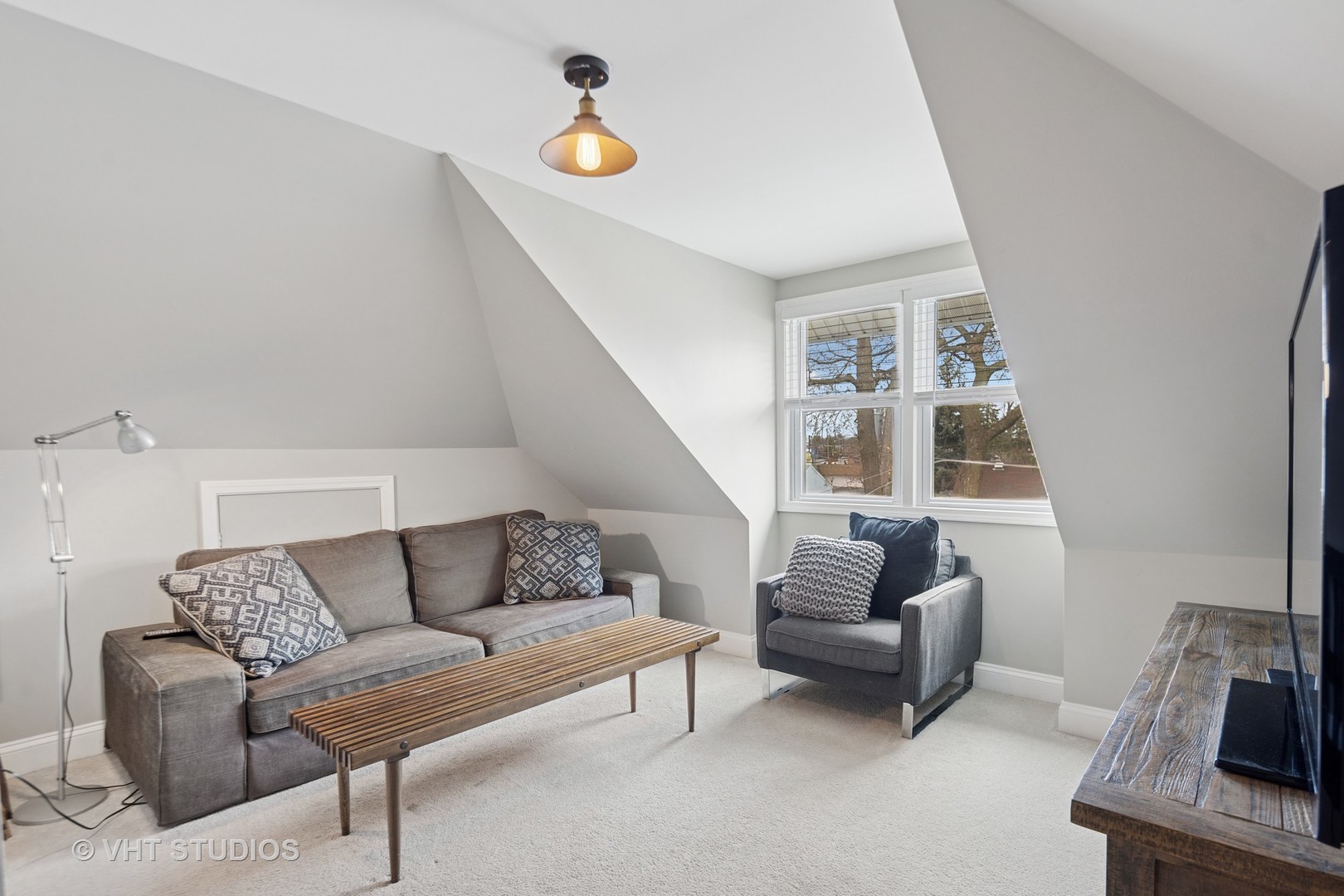 288 Oakland Grove Avenue