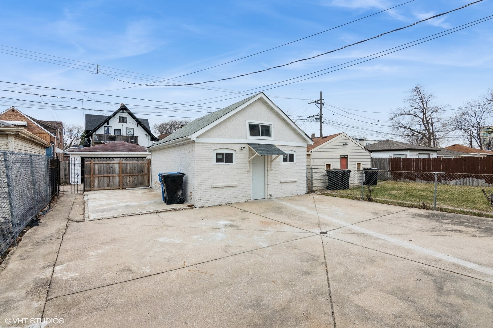 1234 N Massasoit Avenue