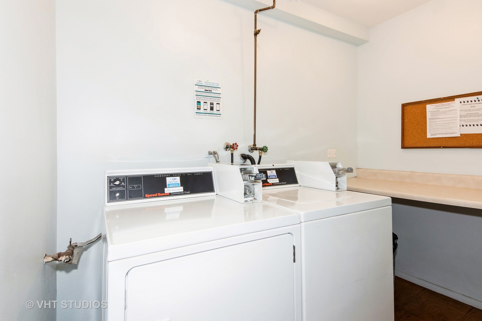 753 S Dwyer Avenue Unit: F