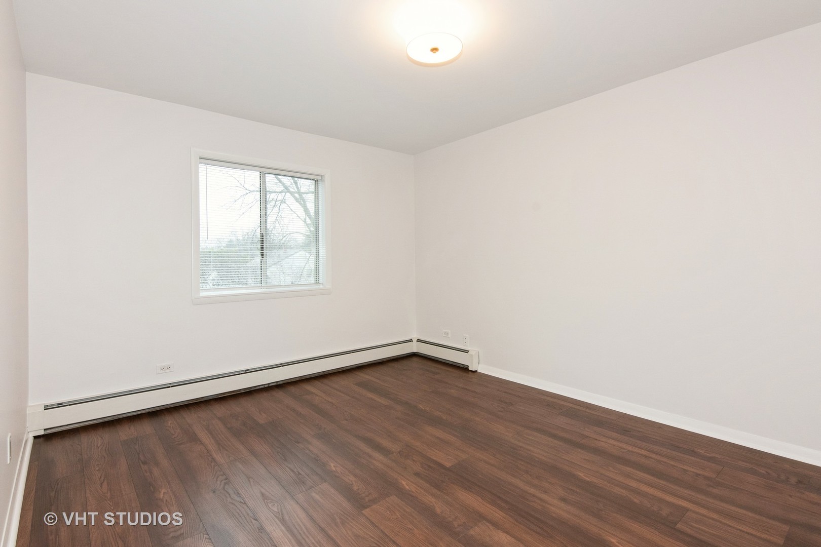 753 S Dwyer Avenue Unit: F