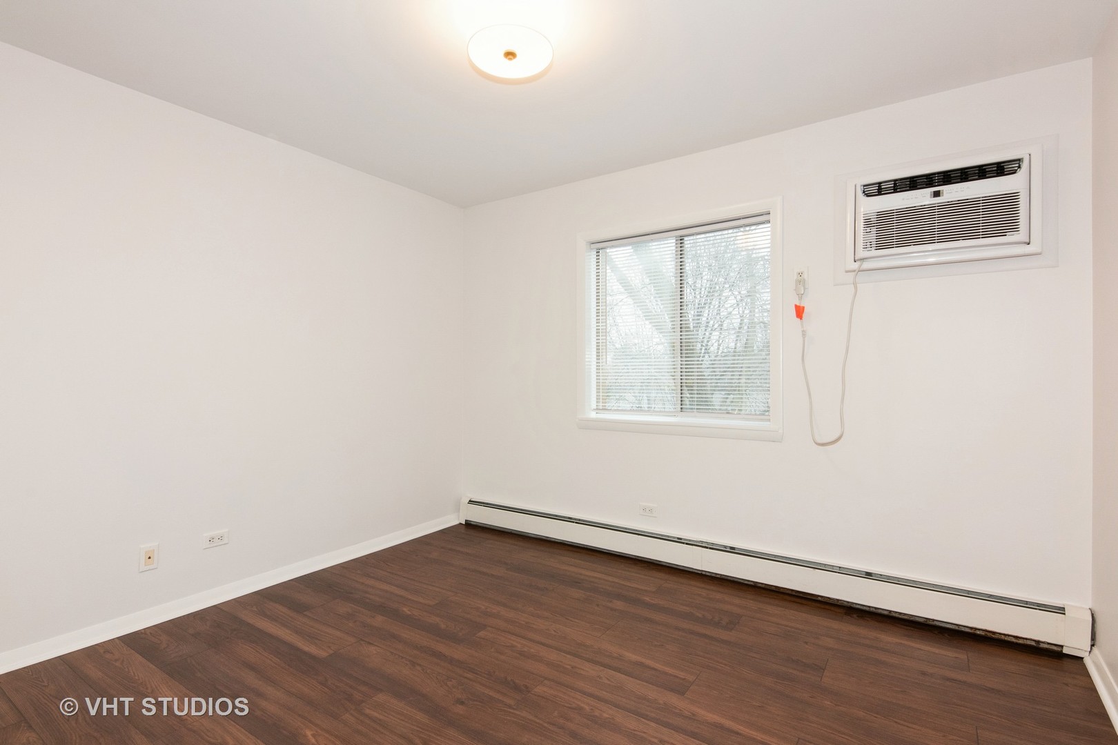753 S Dwyer Avenue Unit: F