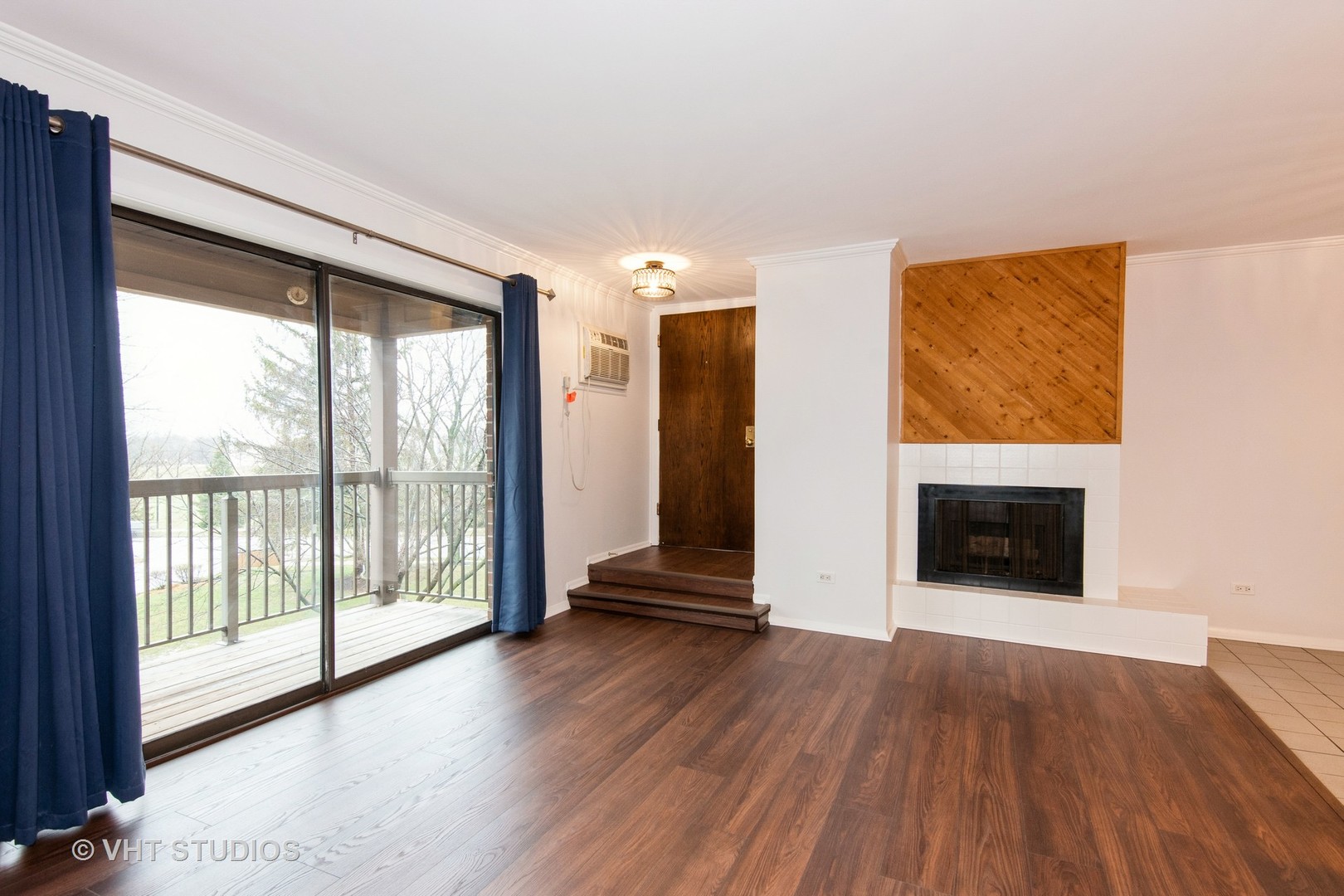 753 S Dwyer Avenue Unit: F