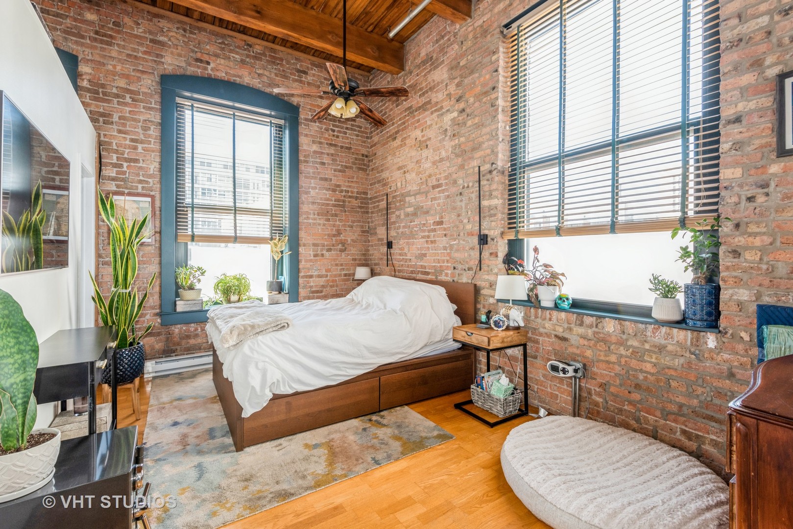 1632 S INDIANA Avenue Unit: 608