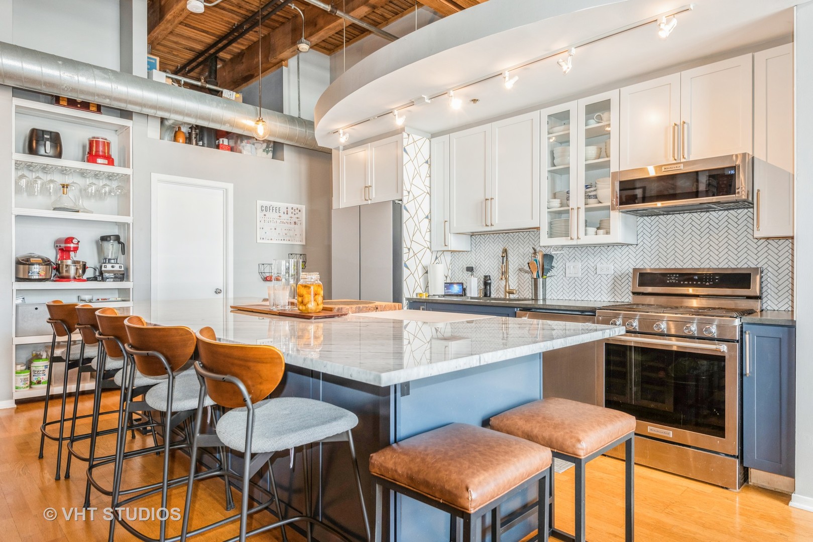1632 S INDIANA Avenue Unit: 608