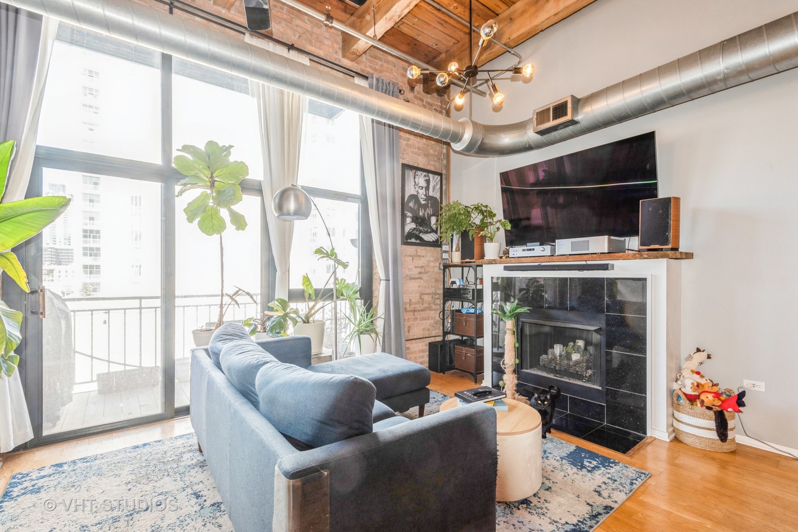 1632 S INDIANA Avenue Unit: 608