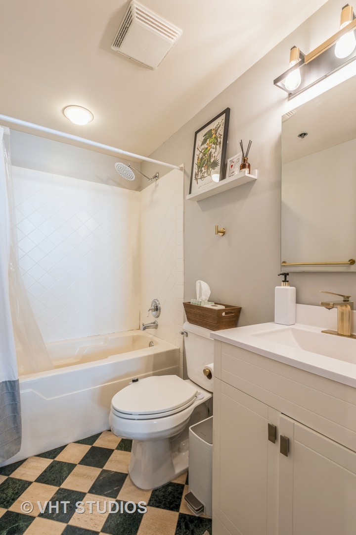1632 S INDIANA Avenue Unit: 608