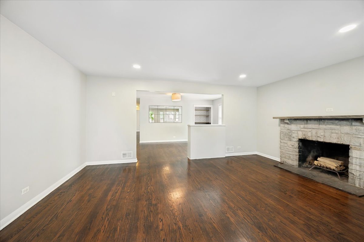 428 Elgin Avenue